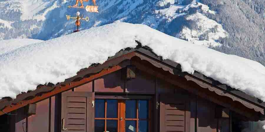 Virtual escape room wooden lodge in snow